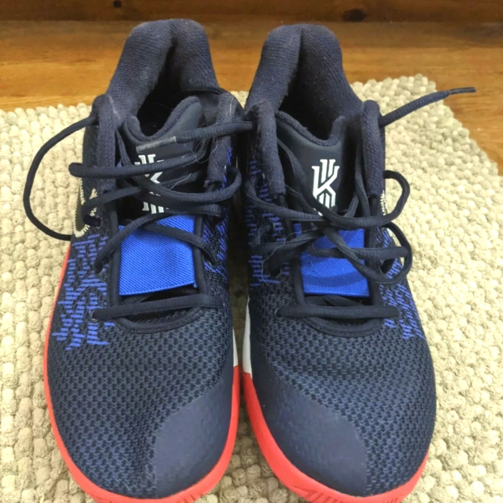 NIKE Kyrie Flytrap 2 Men's Basketball Shoes AO4436